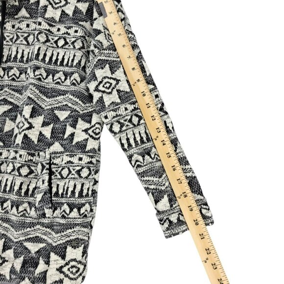 American Eagle Womens Sweater Hoodie Jacket Large Full Zip Aztec Southwestern - Picture 8 of 10